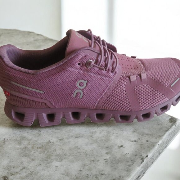 Cloud 5 Running Shoe (Women) Size 8, Fig/Quartz (EUC) - Picture 14 of 16